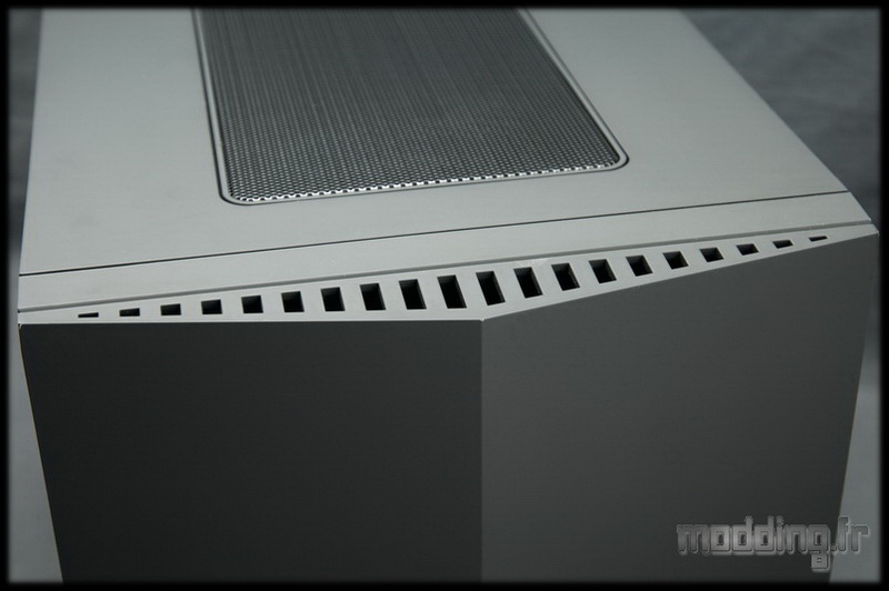 Colossus M 06