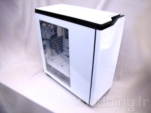 nzxt_h440_003