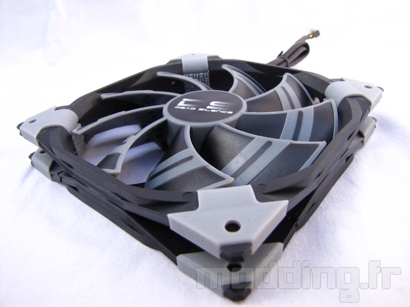 [TEST] Ventilateur Aerocool DS 140mm black