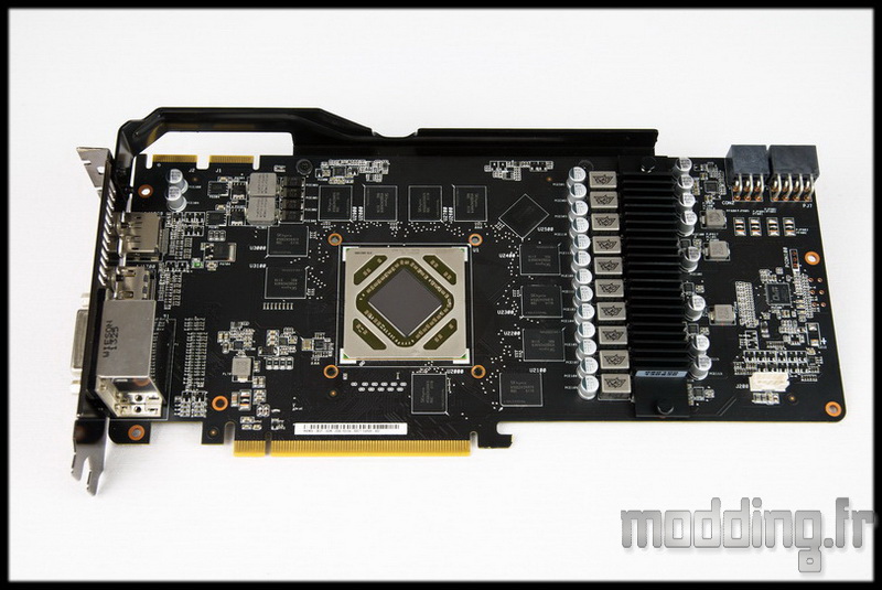 R9 280X DCU 2 TOP 32