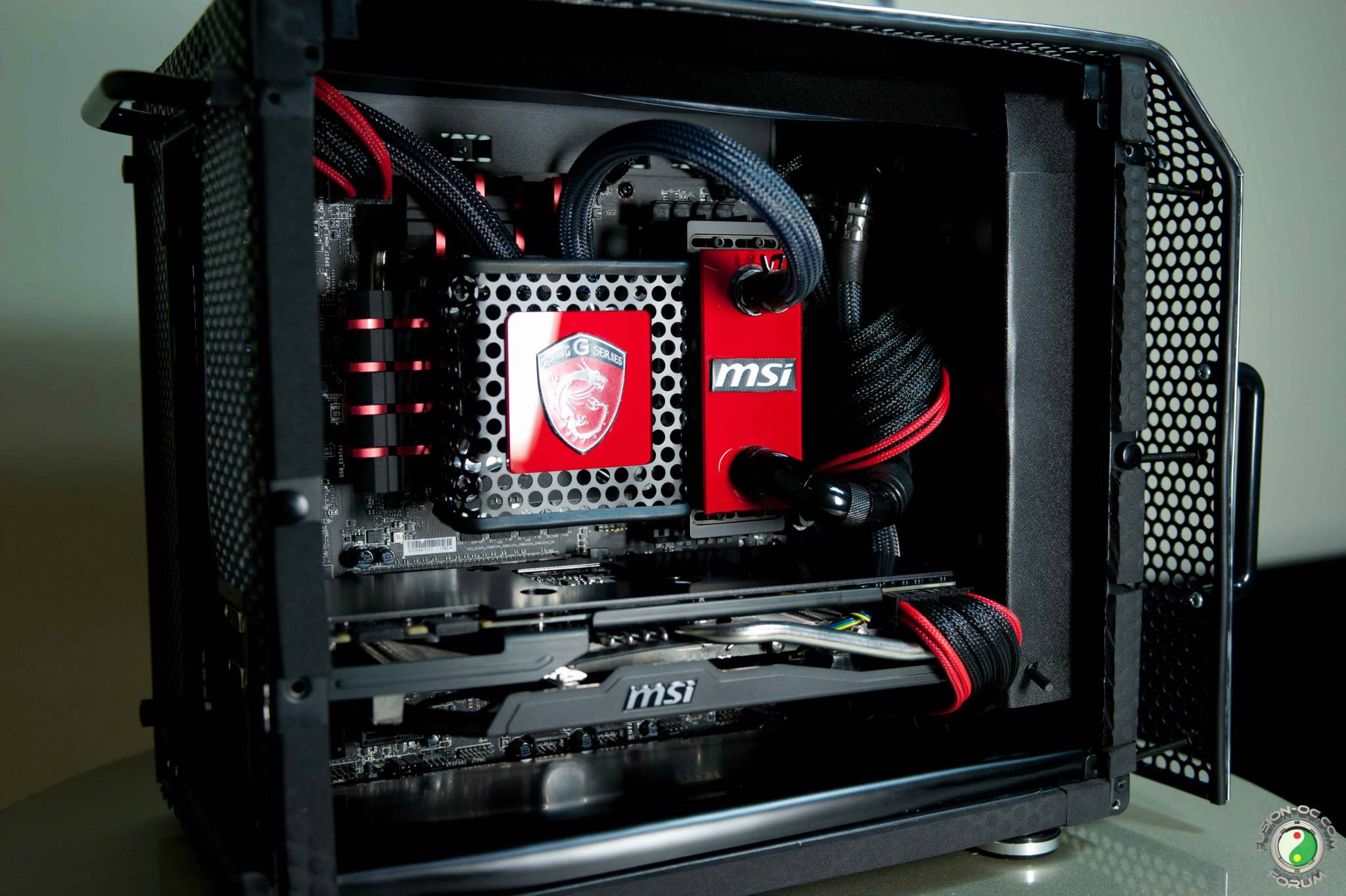 [mod] MSI Mini Dragon par LeoAkiraKBLO