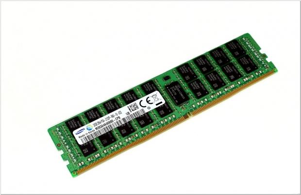 Samsung tease une barrette de 128 Go DDR4 DIMM