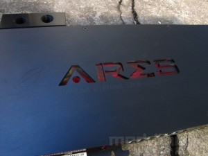 asus_ares3_017