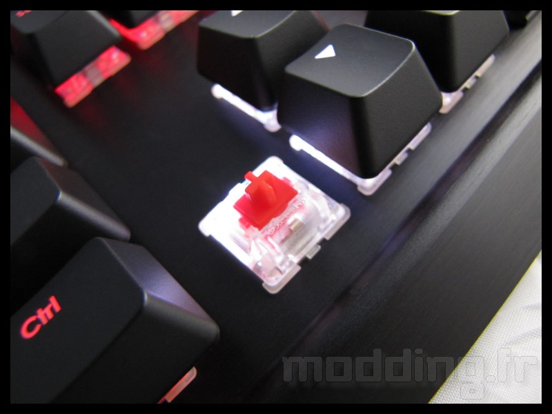 corsair_k70_019