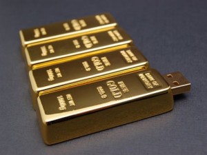 gold_usb_drive_1