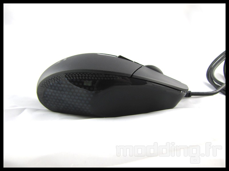logitech_G302-007