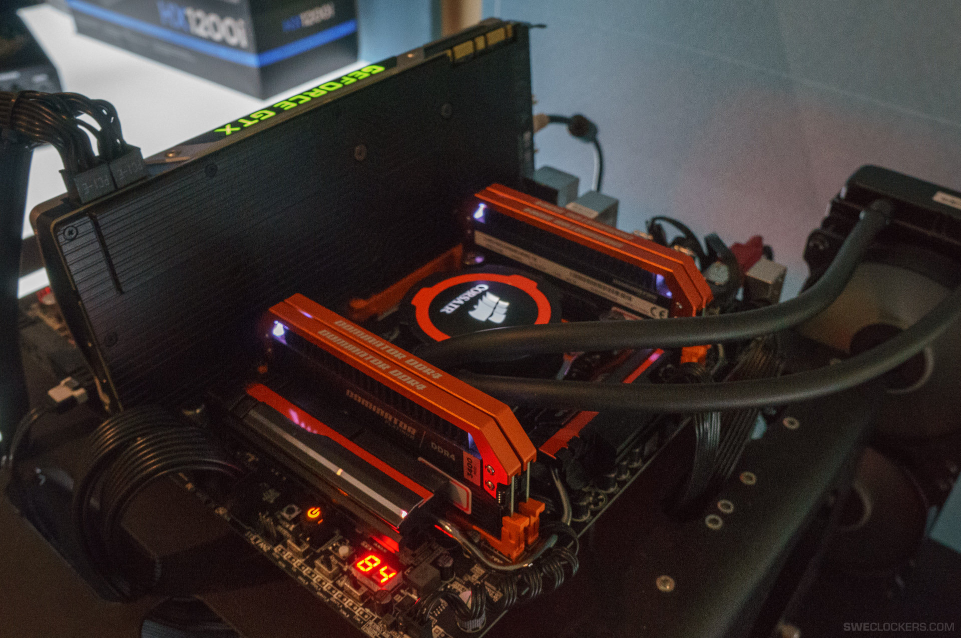 Corsair fait voler la DDR4