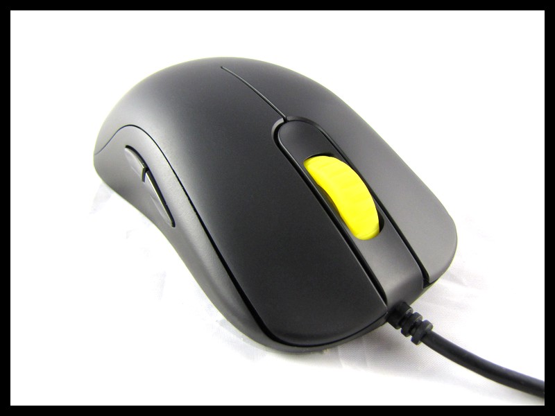 [TEST] Souris ZOWIE FK2