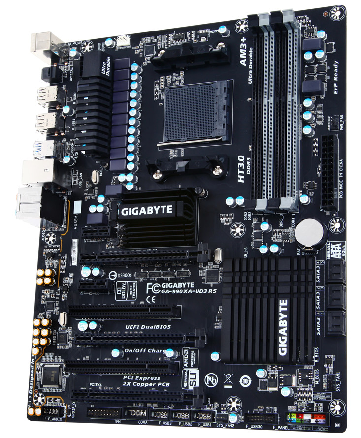 Une CM en AM3+ chez Gigabyte