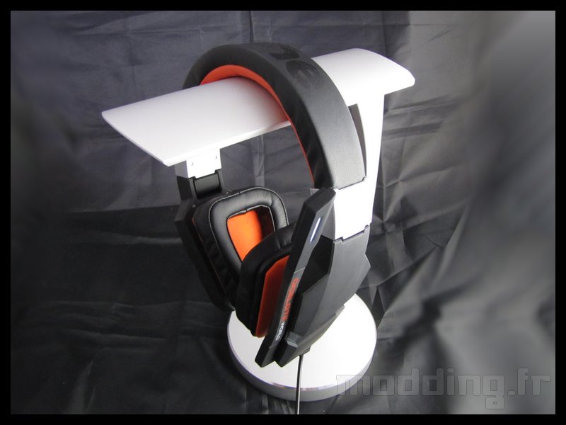 [TEST] Silverstone EBA01 - HiFi Audio Headphone Stand