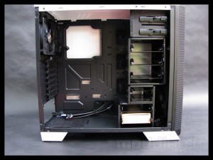 aerocool_1000_21