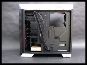 aerocool_1000_31