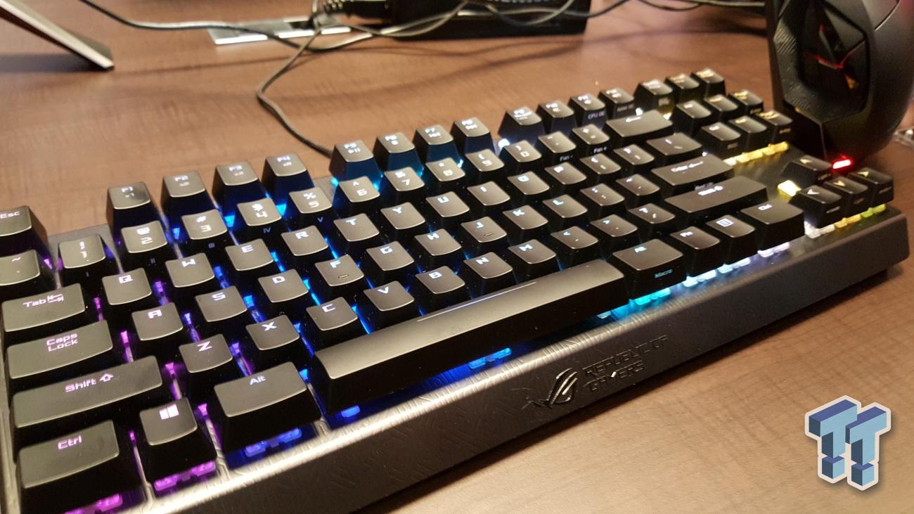 Computex : ASUS ajoute un clavier et une souris gaming