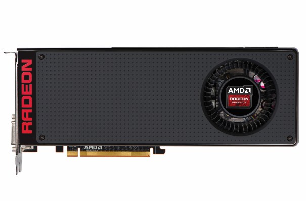 Le CrossFire de R9 390X pompe jusqu'à 800W pour afficher de la 4K