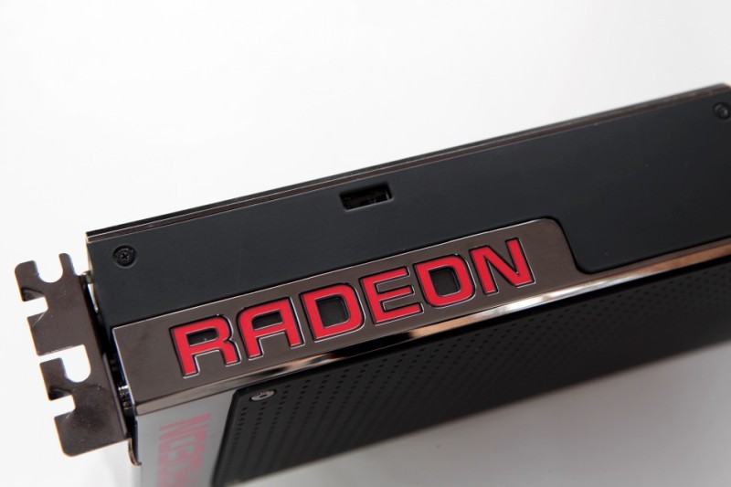 AMD Radeon R9 Fury X en photos