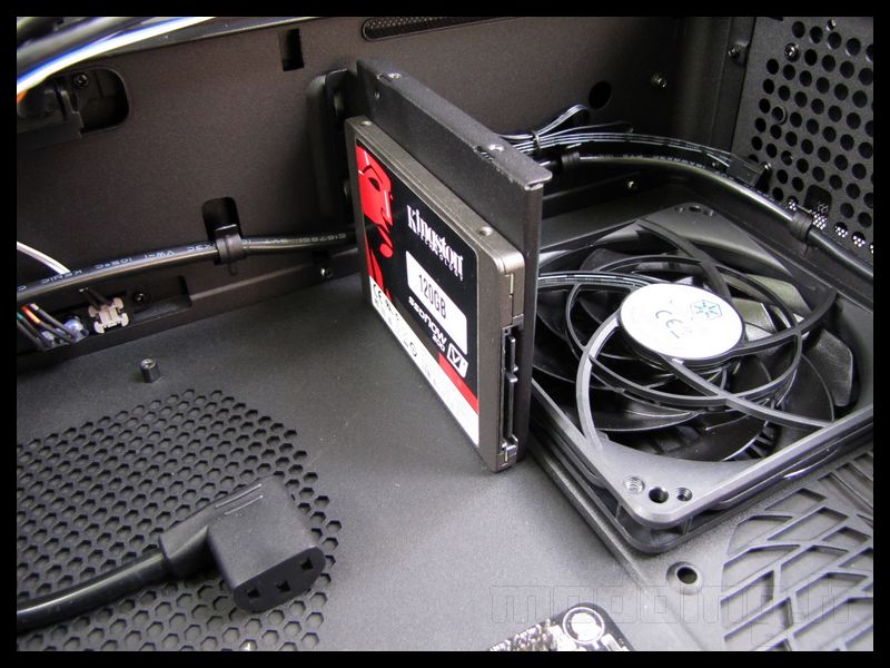 silverstone_ftz01_31