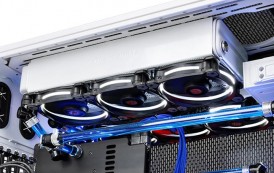 Thermaltake passe ses radiateurs au blanc