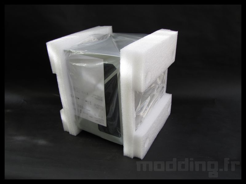lian-li_pc-v33_03