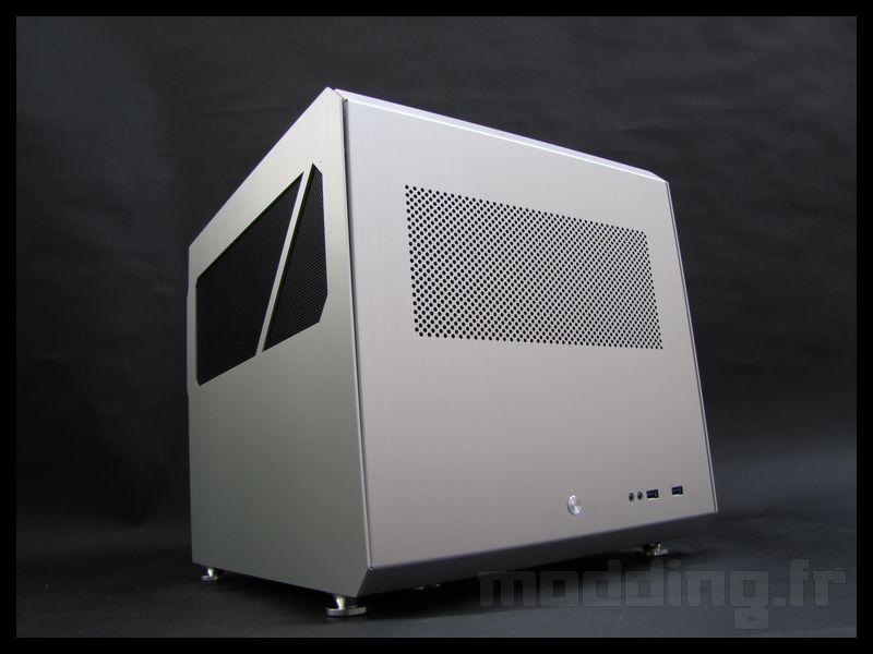 lian-li_pc-v33_06
