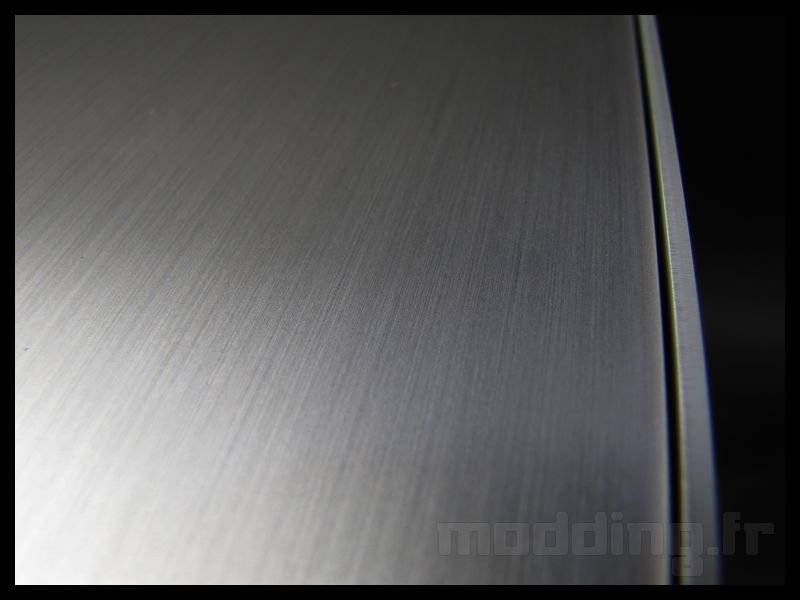 lian-li_pc-v33_11