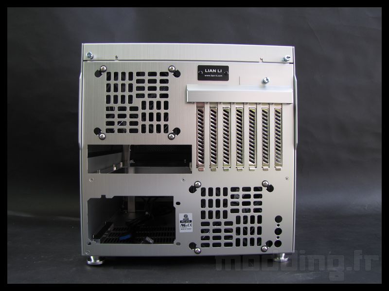 lian-li_pc-v33_14