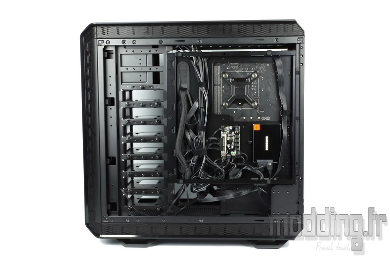 Dark Base Pro 900 168