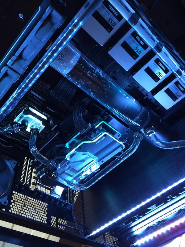 Enthoo Elite 04