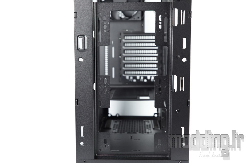 MasterBox 5 62
