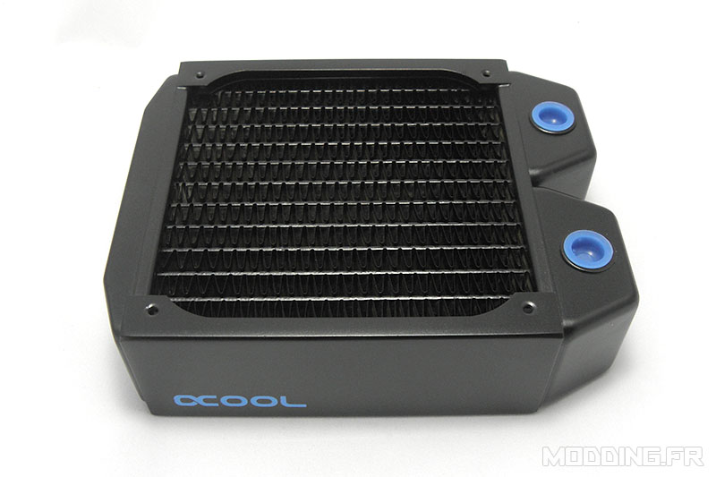 alphacool_nexxxos_xt45_120mm_up