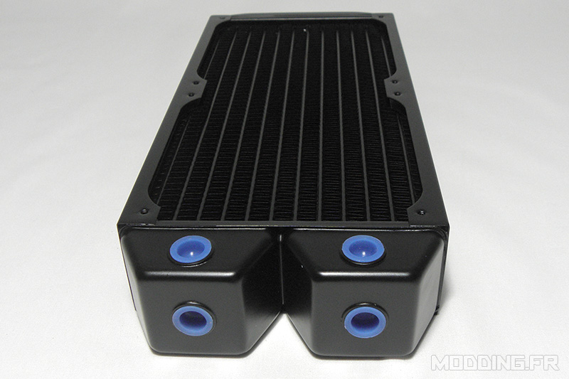 alphacool_nexxxos_xt45_240_exhaust