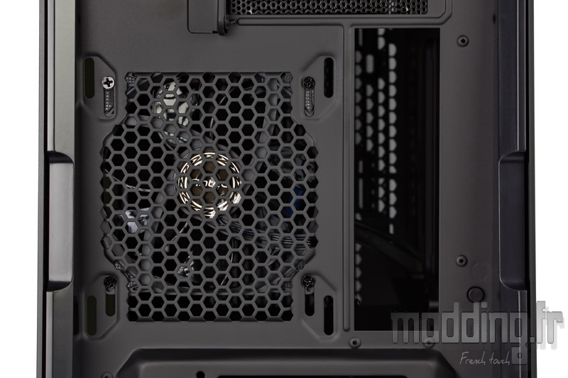 Cube Razer 28