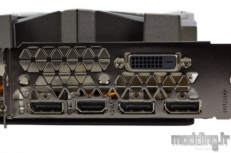 GTX 1080Ti AMP! Extreme 33