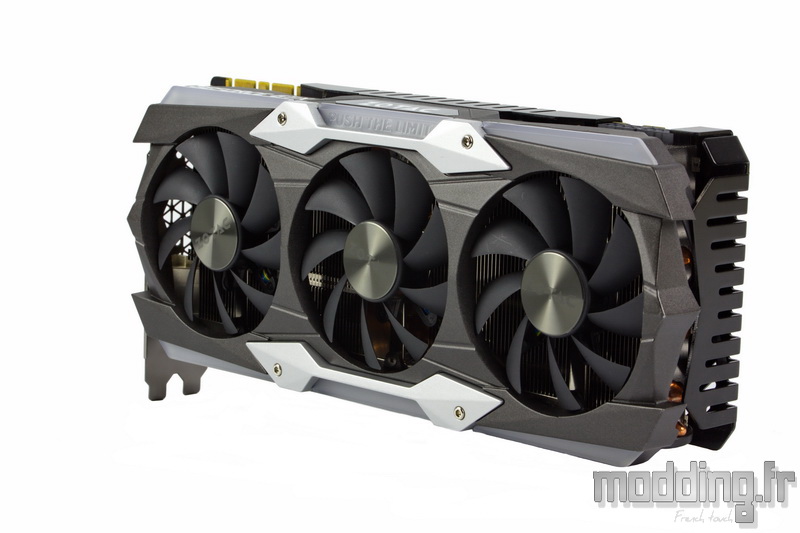 GTX 1080Ti AMP! Extreme 37