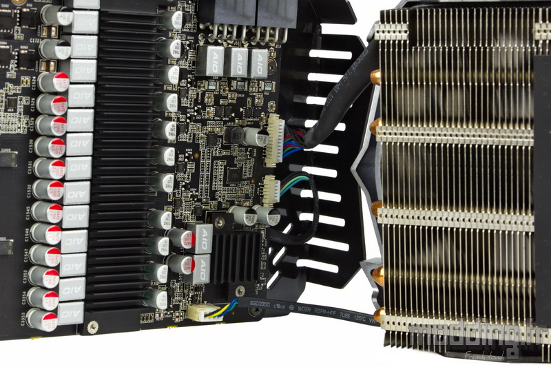 GTX 1080Ti AMP! Extreme 39
