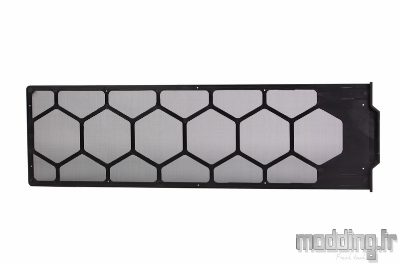 Dark Base 700 100
