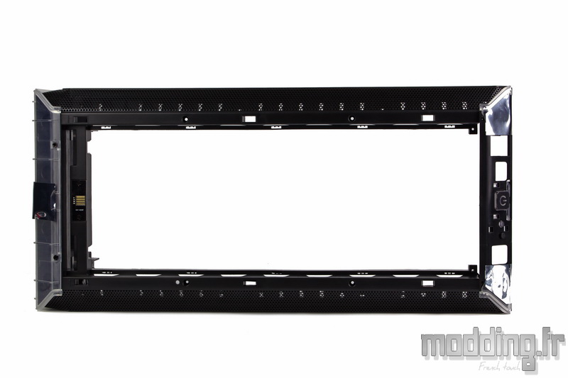 Dark Base 700 116