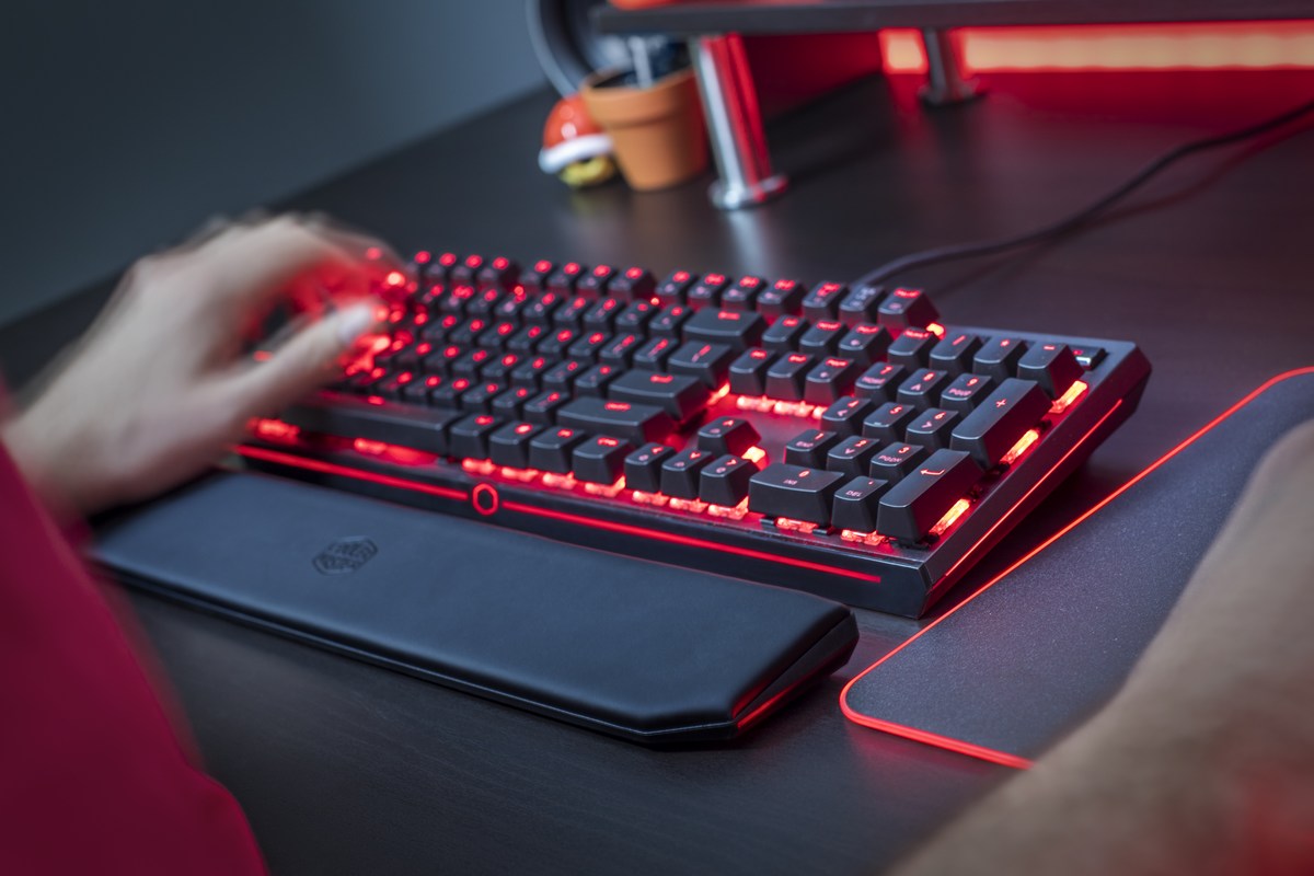 Cooler Master lance le clavier MasterKeys MK750