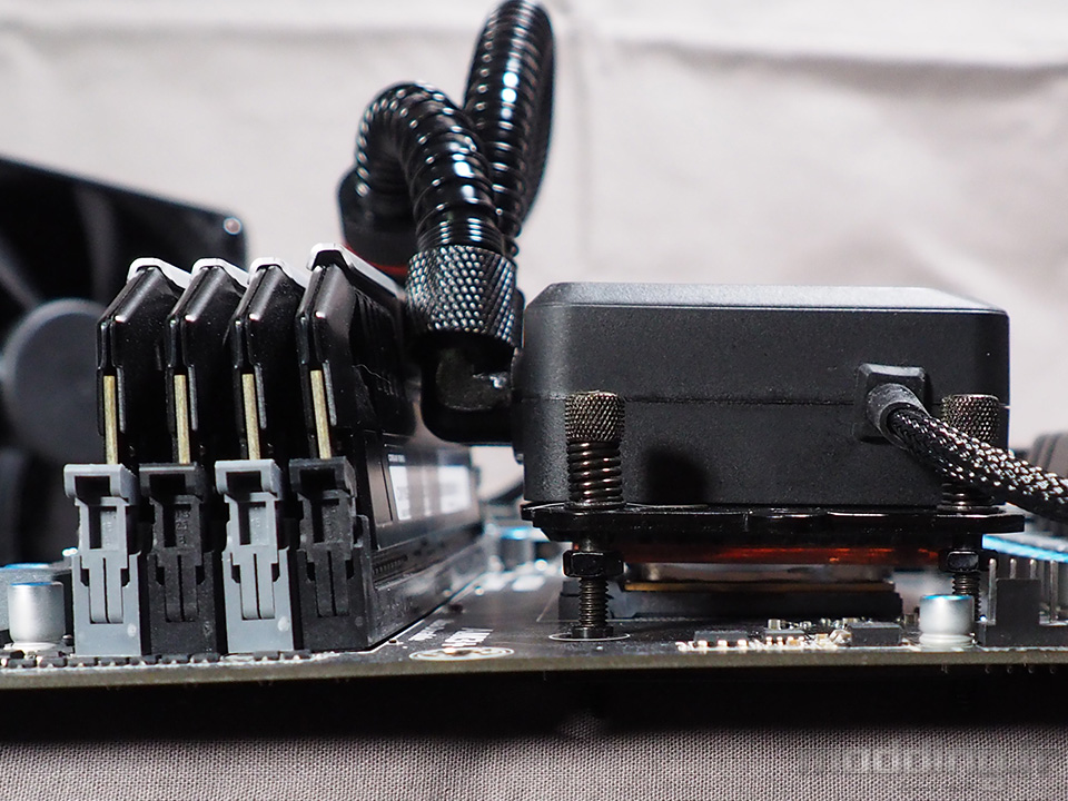 Alphacool_EisbaerLT120 (36)