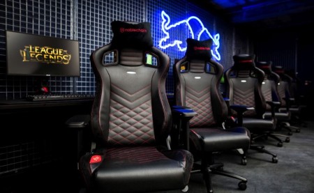 red bull gaming sphere-noblechairs1a