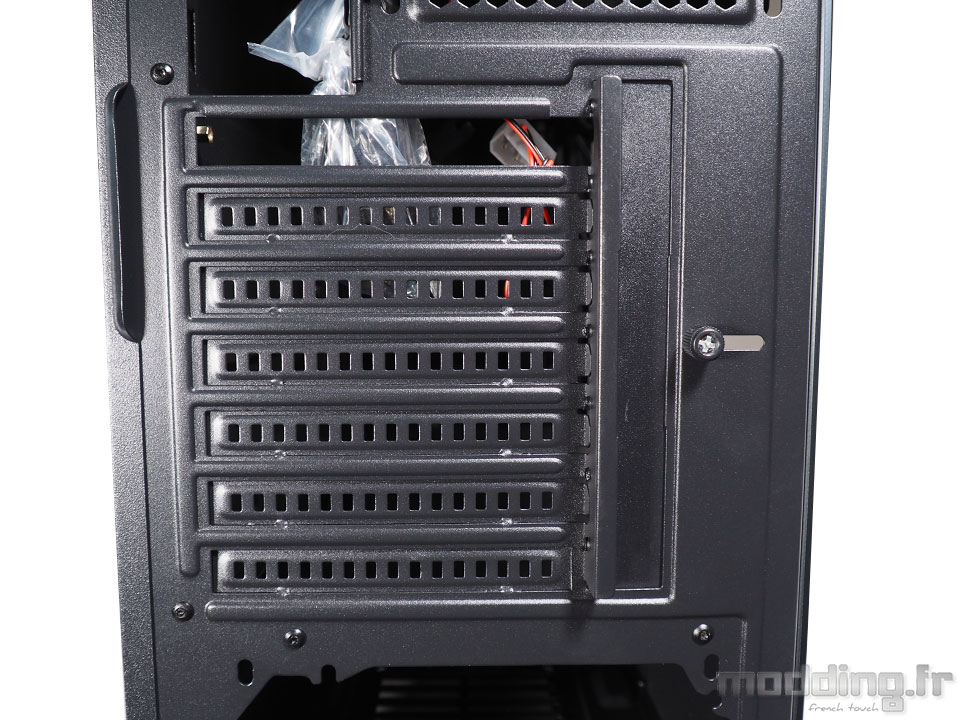 Kolink_Stronghold_exterieur (11)