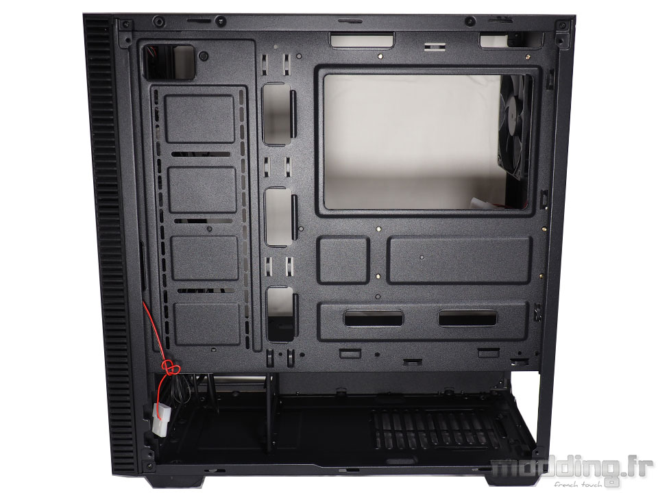 Kolink_Stronghold_interieur (7)