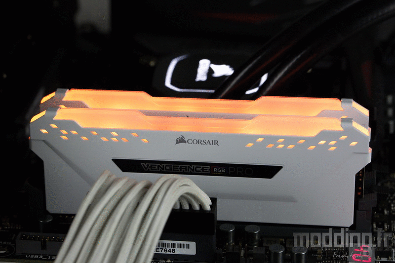Vengeance RGB Pro 17