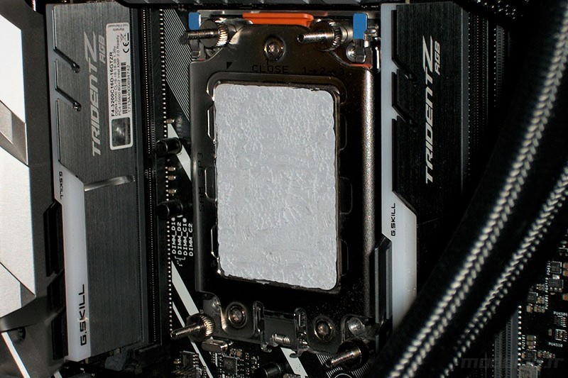 Enermax Liqtech TR4 II 280 montage 006 (Copier)