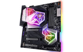 Un prix extrème pour la grosse GIGABYTE Z390 Aorus Xtreme WaterForce