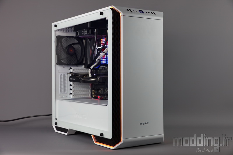 Dark Base 700 White 198