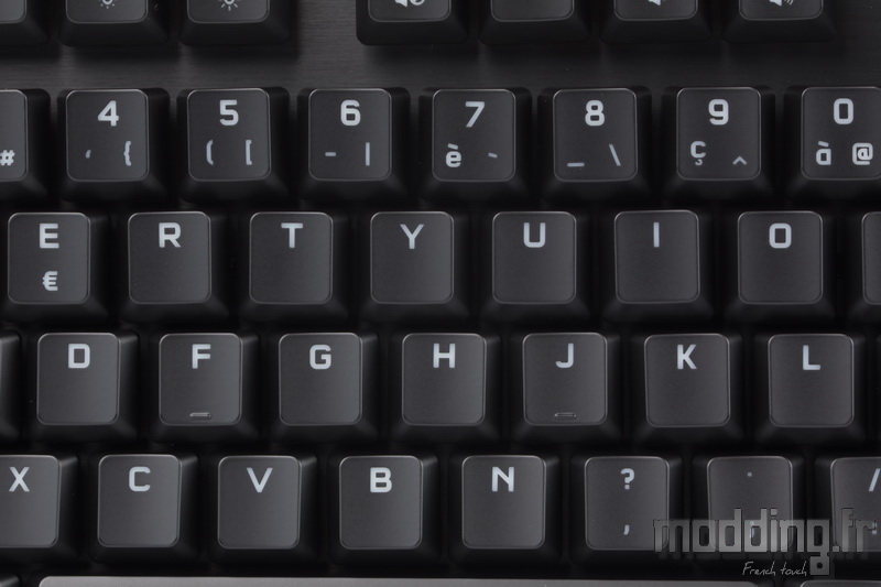 K60 RGB Pro LP 09