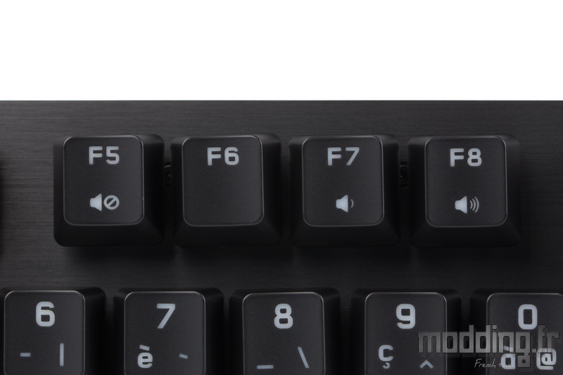 K60 RGB Pro LP 14
