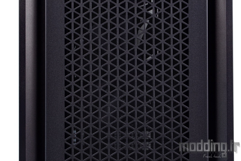 7000D AirFlow 28