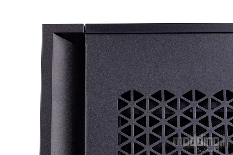 7000D AirFlow 32