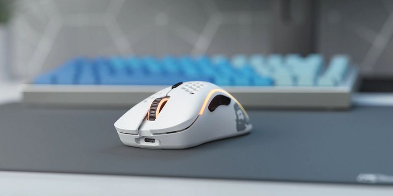 Model O Souris Gaming - Sans fil - Blanche Matte